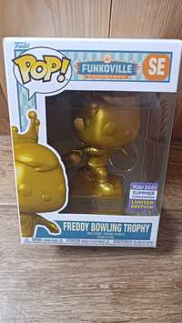 Funkoville pop Freddy bowling trophy limited edition