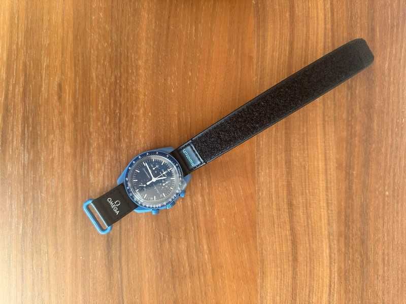 Omega x Swatch - Mission to Neptune Moonswatch - SO33N100
