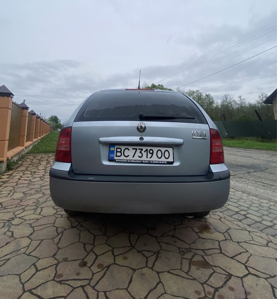 Skoda Octavia 2004 1.6   Шкода Октавія