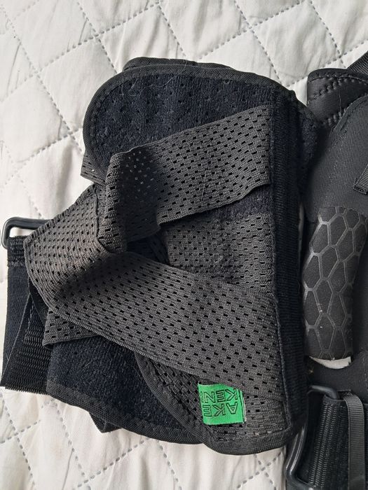 Stabilizator stawu kolanowego