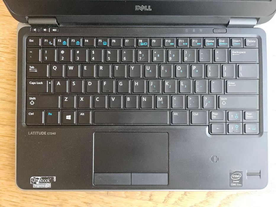 Dell Latitude 7240 | i7 | SSD 256GB | 8GB RAM | [Rezerwacja]
