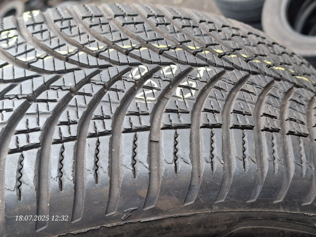 Sprzedam oponę Goodyear vector4season gen3