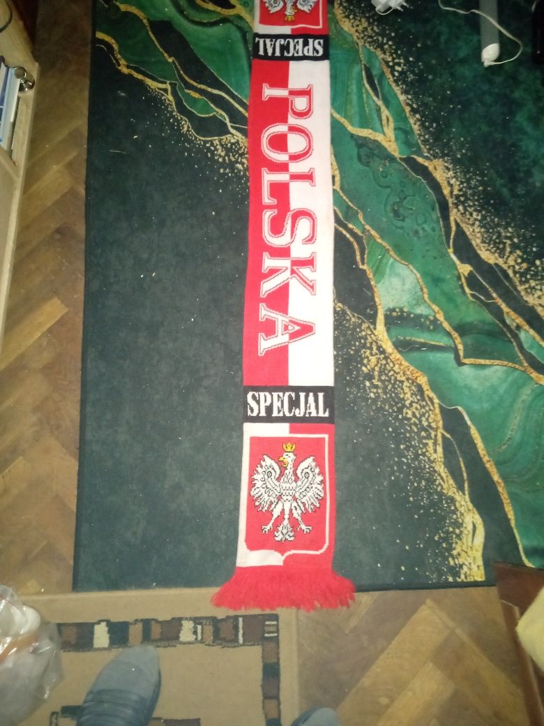 Szalik Polska,Specjal