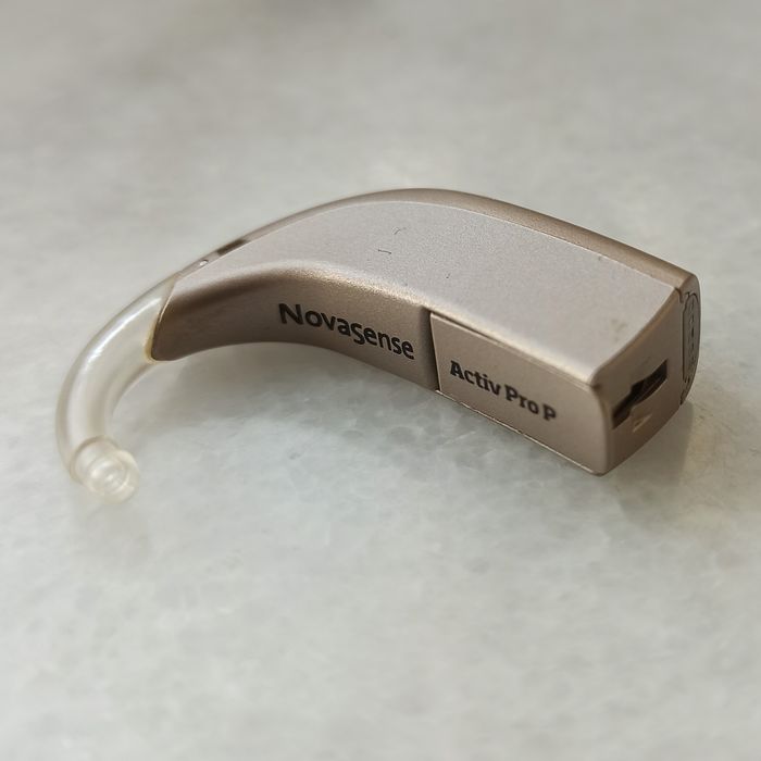 Zauszny aparat słuchowy Novasense Activ Pro - pełna dokumentacja