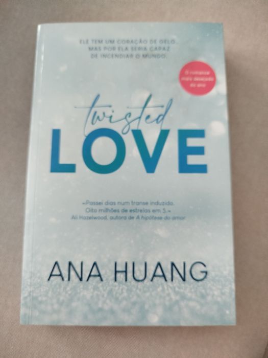 Twister LOVE, Ana Huang. Clube do Autor.