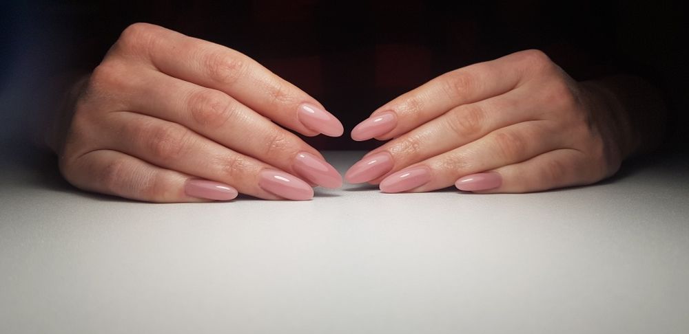 Manicure pedicure hybrydowy paznokcie Ursynów
