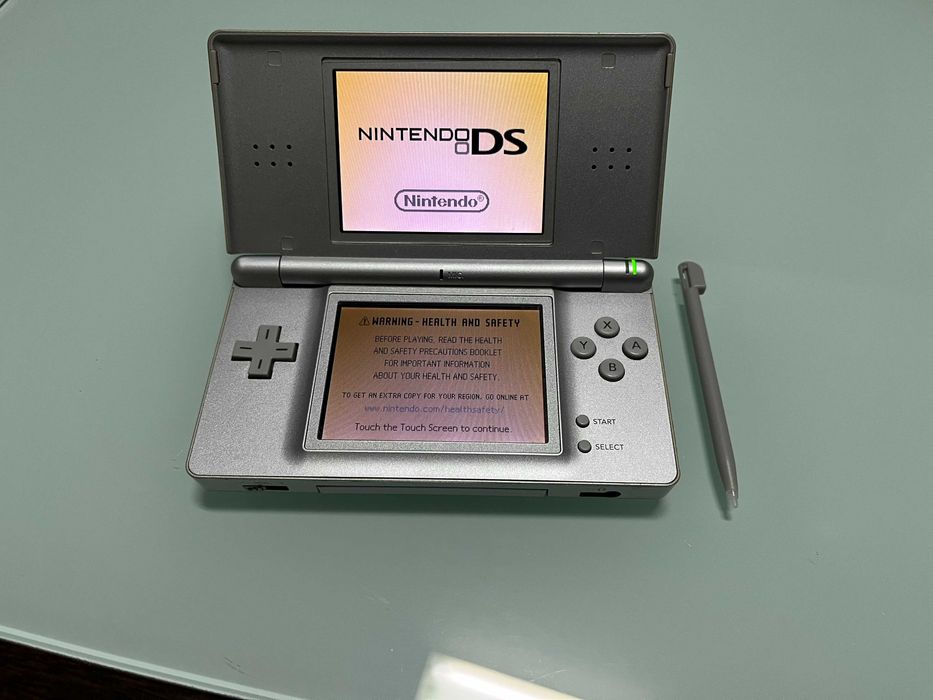 Nintendo DS Lite Prateada