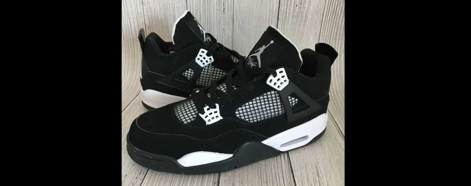 Jordan4Retro White Thunder R.40