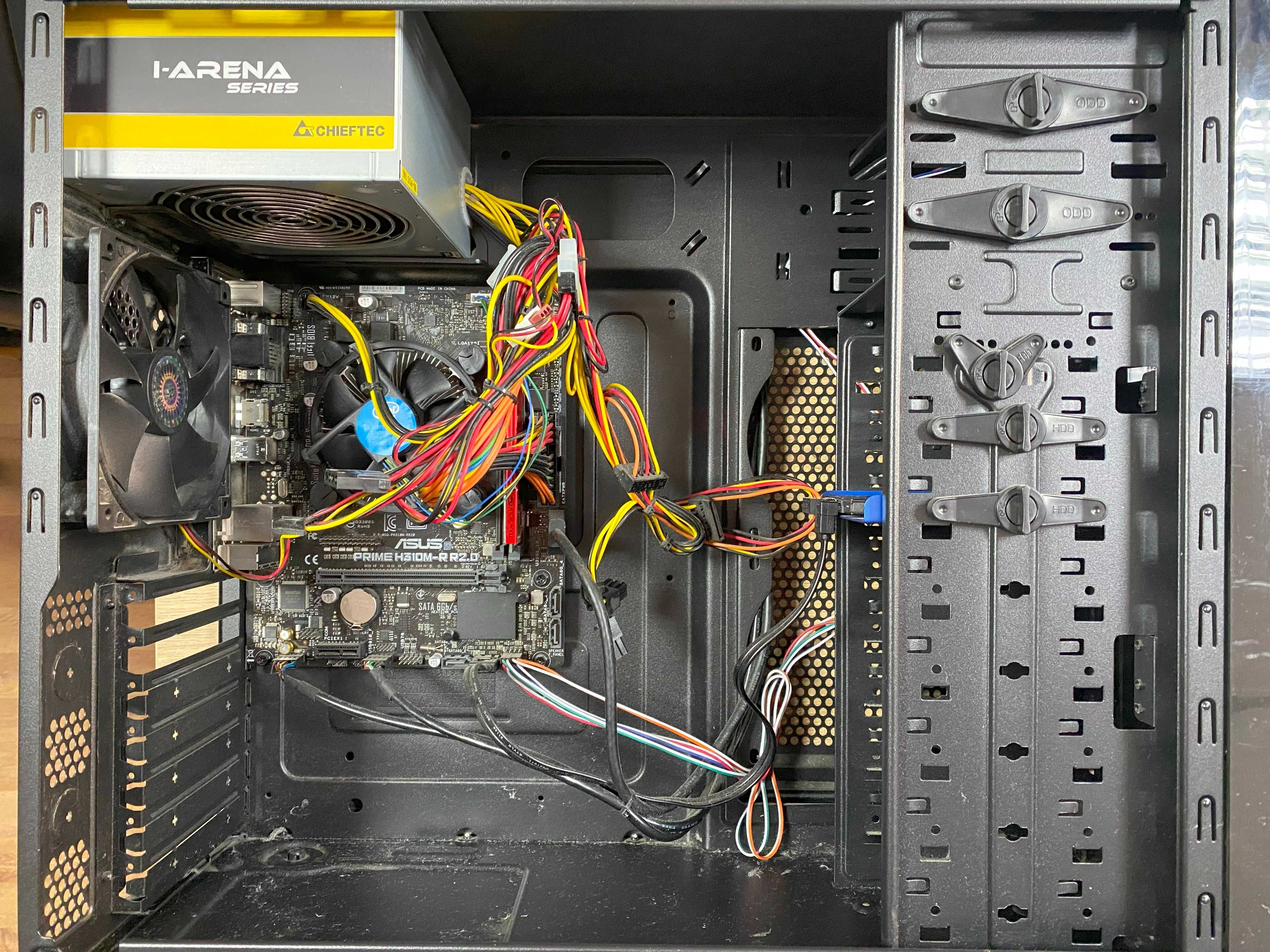 Системний блок Intel I3 8100 (на корпусі подряпини)