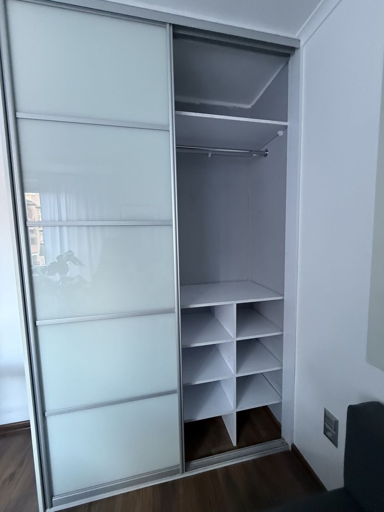 Szafa przesuwna  pod zabudowe