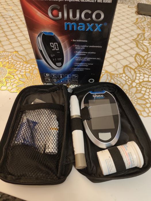 Glukometr GLUCOMAXX system monitorujący stężenia glukozy we krwi
