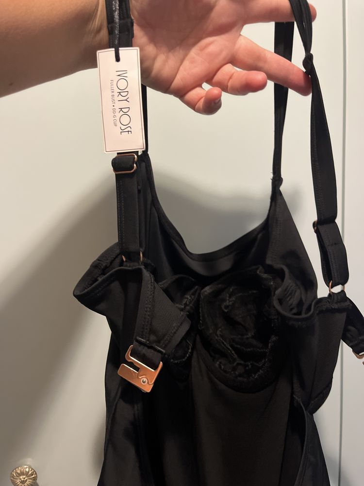 Купальник 32 D xs пишнтй бюст