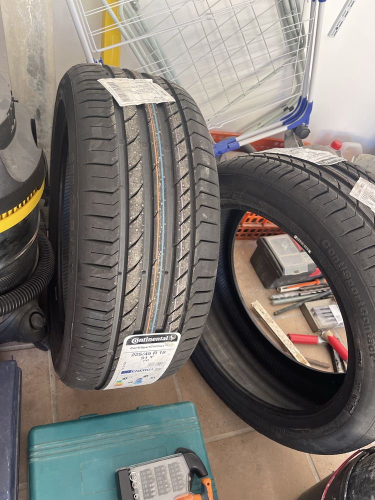 Continental contisportcontact 225/45 R18