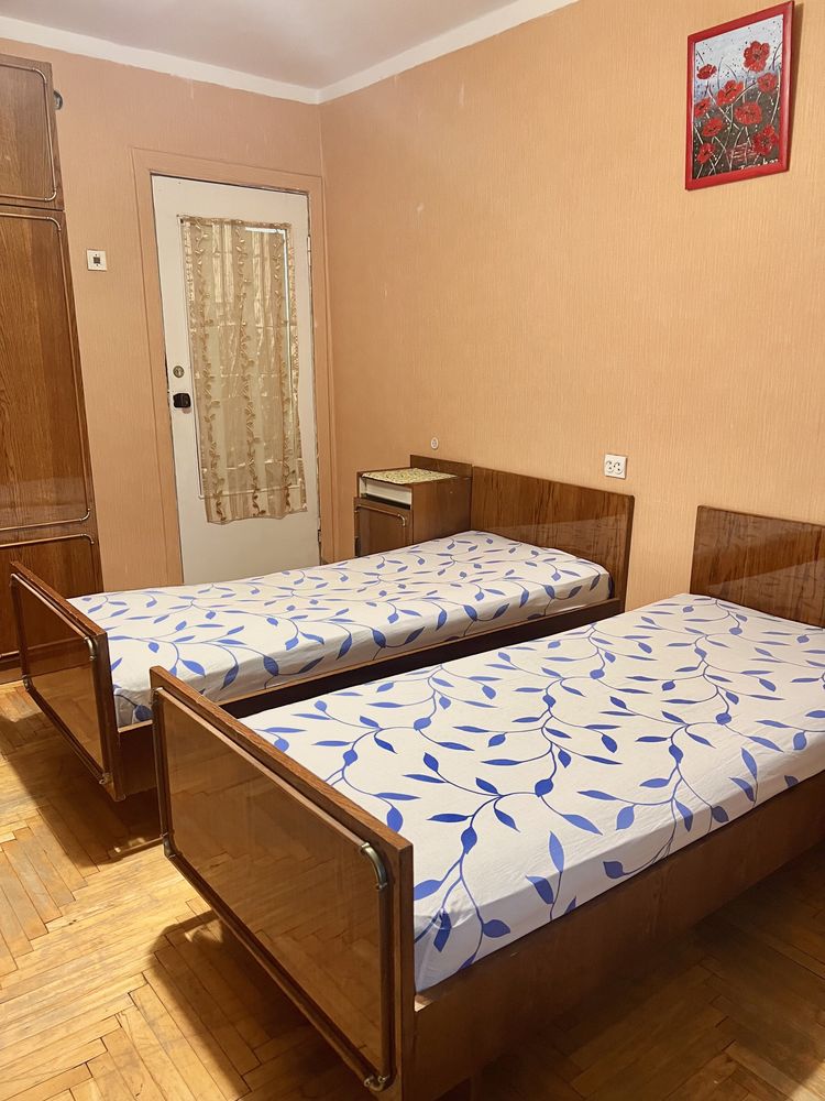 Оренда місця в кімнаті для дівчини/жінки (підселення) без посередників