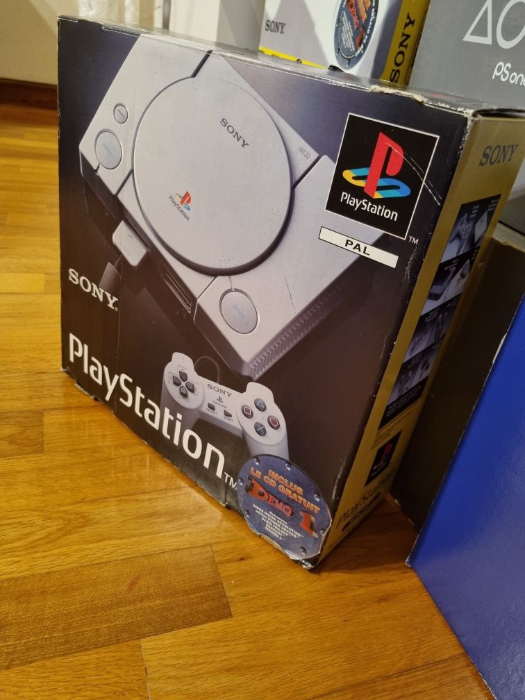Playstation 1 SCPH(1002) de 1994