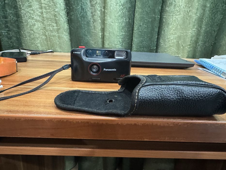 Panasonic C-325 EF винтажная компактная фотокамера