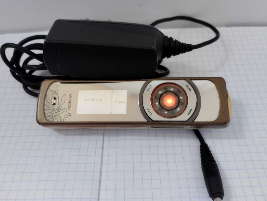 Телефон NOKIA 7380