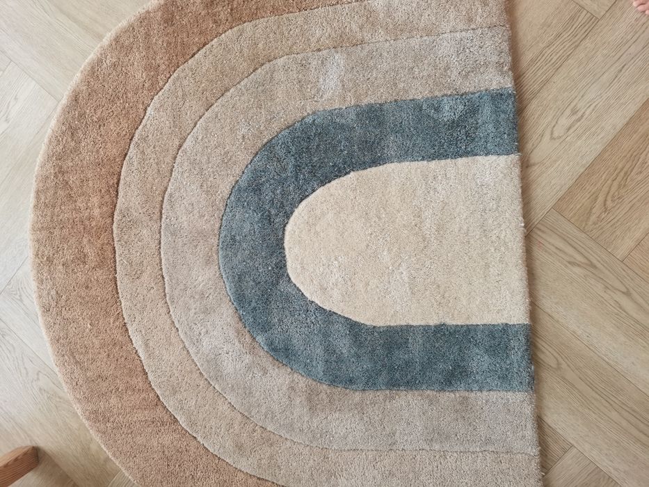 Dywan tęcza Benuta.