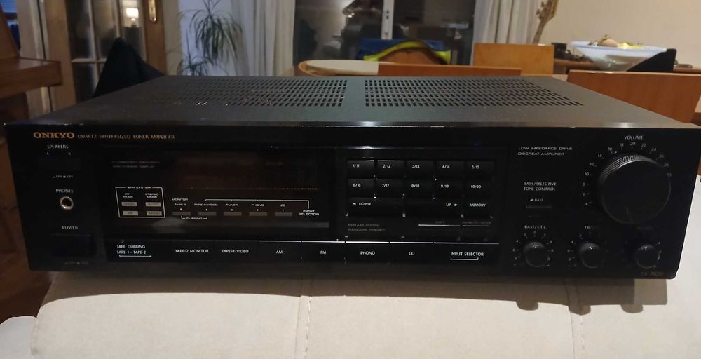 Amplificador/Sintonizador de som ONKYO 170W