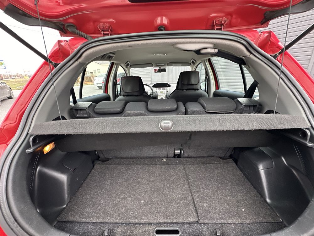 Toyota Yaris Пробіг 154 Тис.Стан Нового Авто! АВТОМАТ 1.3 1 Власник!!