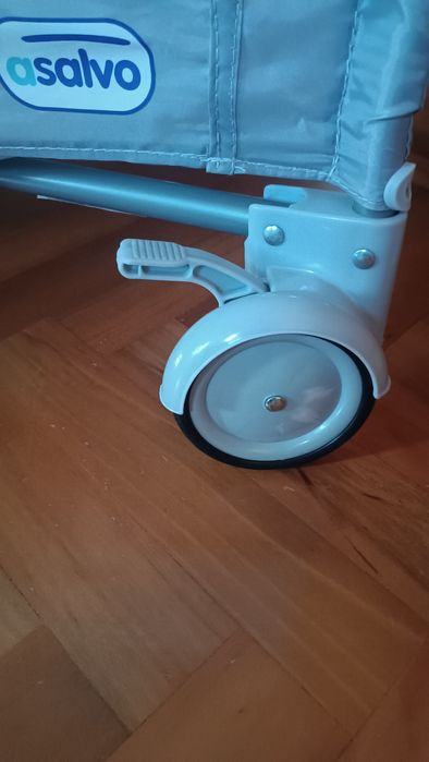 Berço / cama de viagem