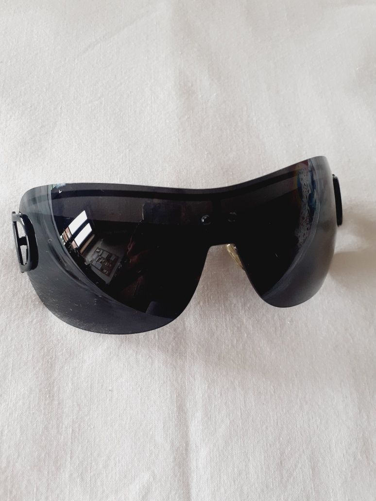 Óculos de sol pretos estilo y2k