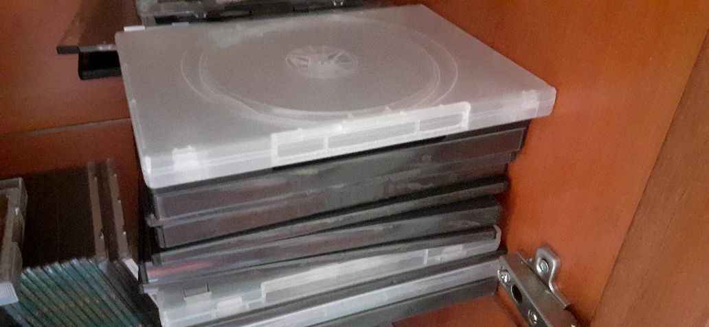 Caixas CD e DVD vazias