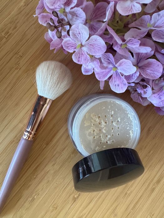 Puder sypki Laura Mercier Translucent