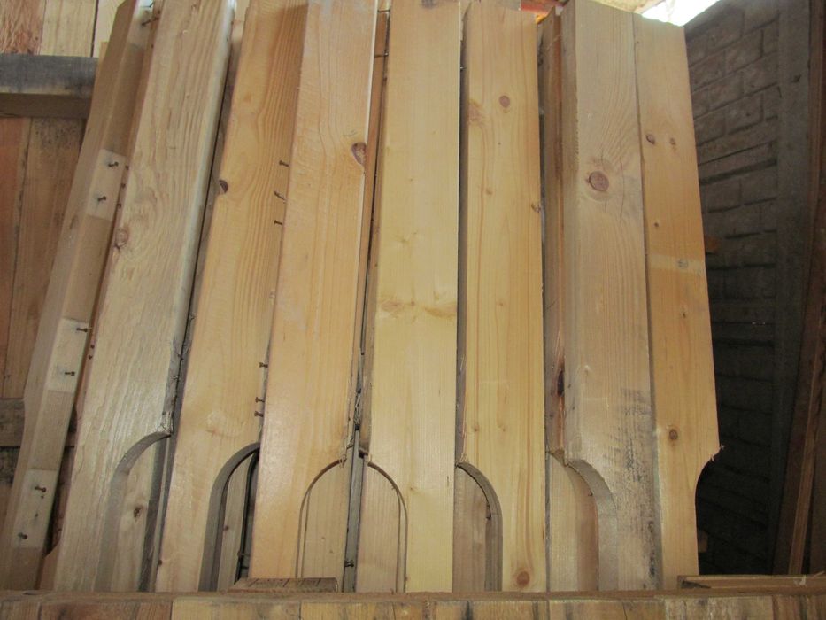 Łaty kantówki  suche dł. 2m ,  gr./szer  4x9cm z odzysku  stan idealny