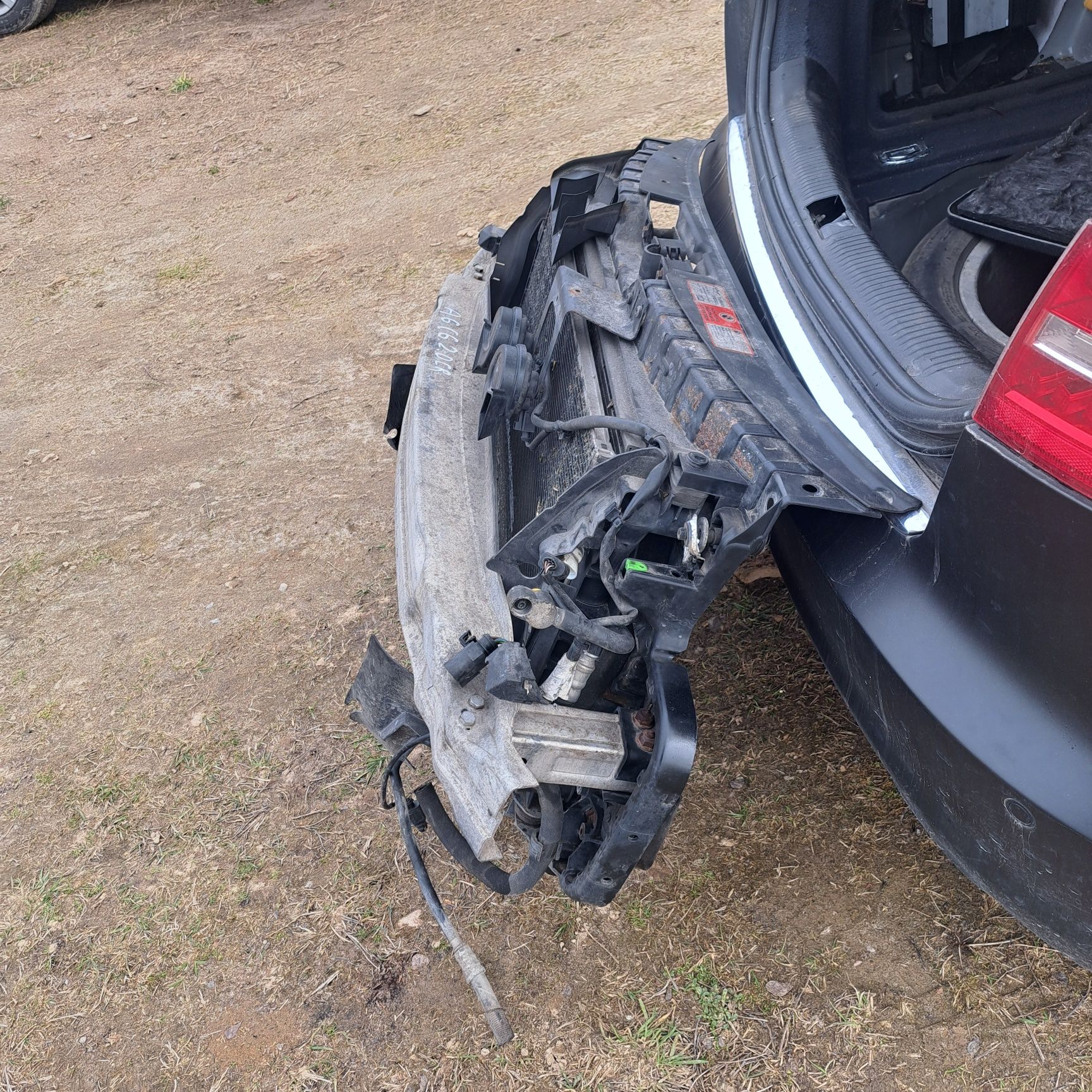 Pas przedni kompletny audi a6 c6 lift 2.0 tdi cr manual chłodnice