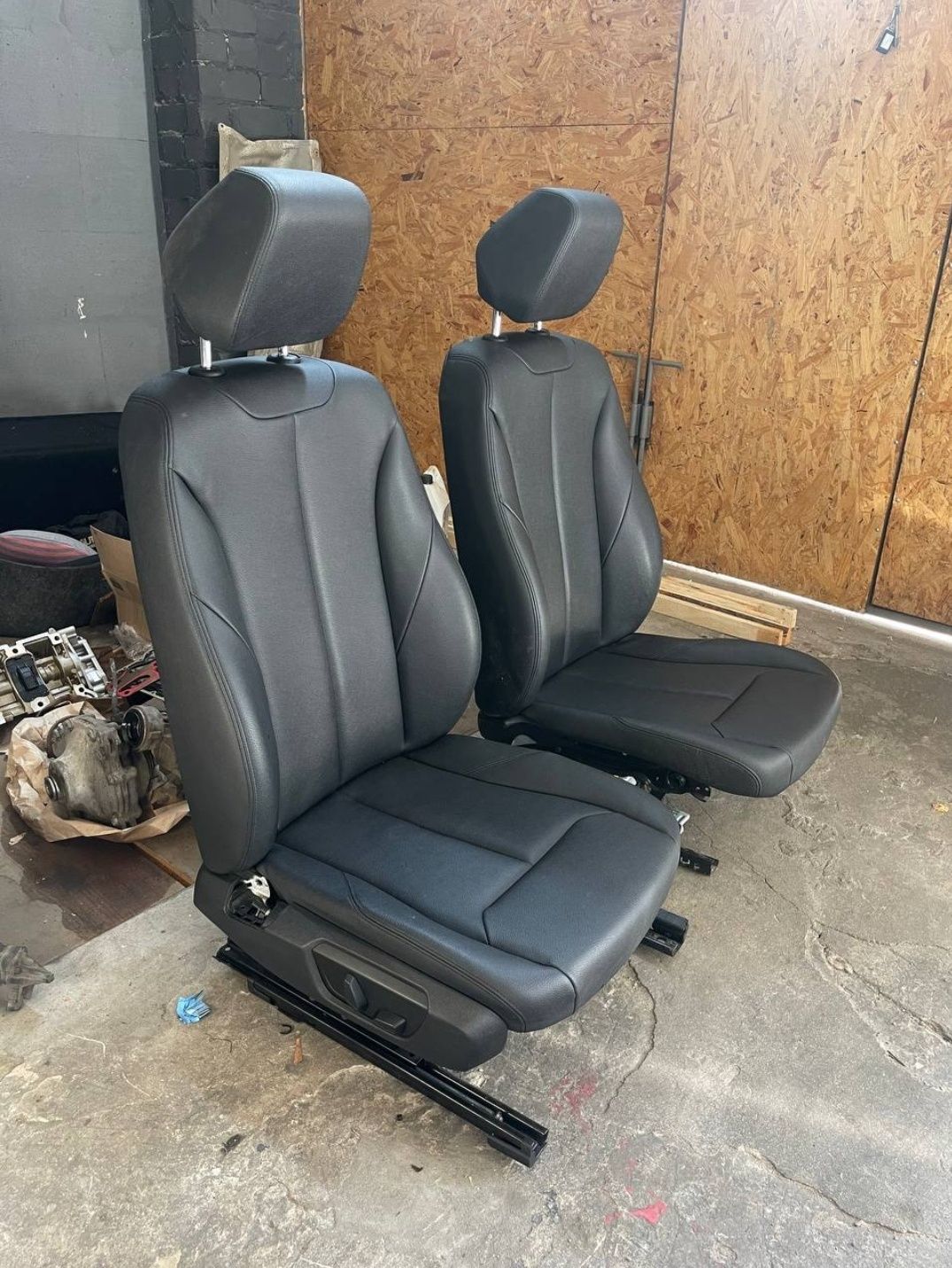 Сидения, сидушки BMW f30 f31, кожа, в отл.сост. ДЕШЕВО
