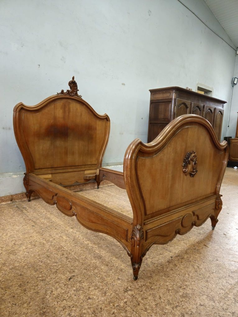 Stare ludwikowskie łóżko francuskie rocaille //