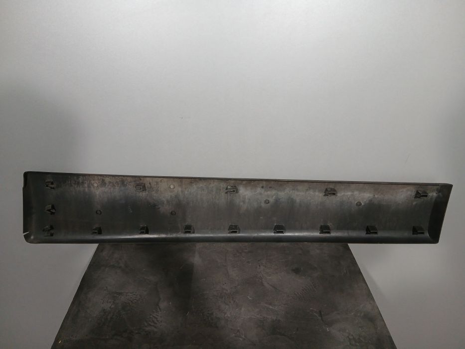 Молдінг дверей Трафік Молдинг двери боковой (сдвижной) правой RENAULT