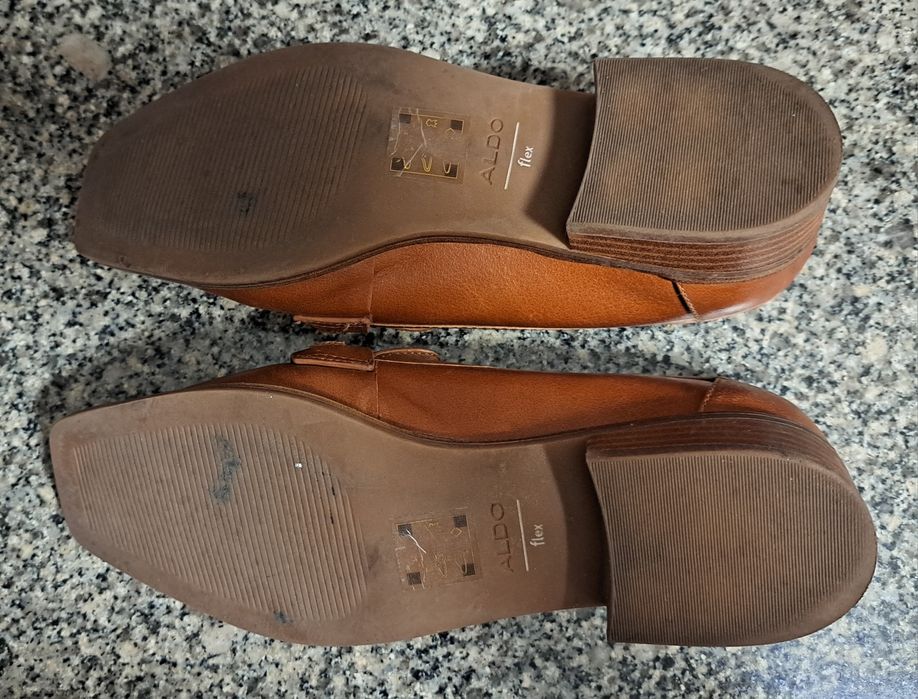 Sapatos Aldo em pele