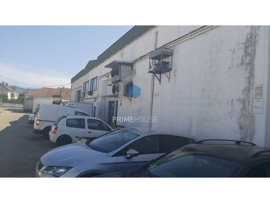 Armazem em Azeitão 310m2