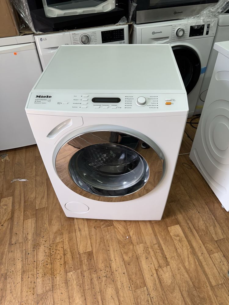 Пральна машина Miele novotronic w973