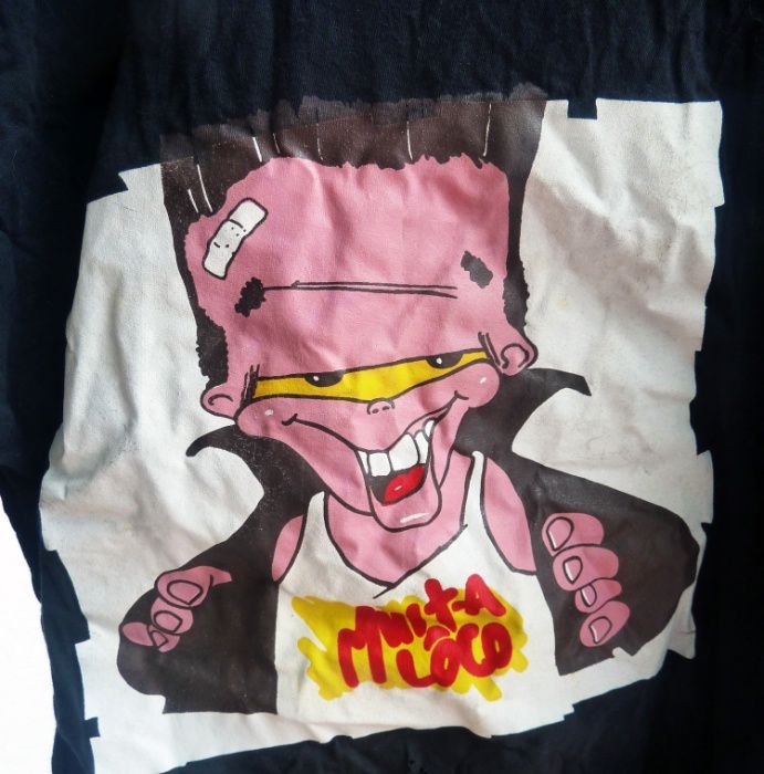 T-shirt: Muita Louco - portes grátis