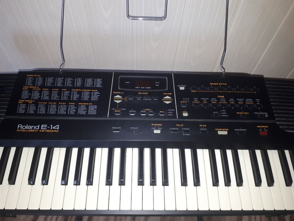 Roland E-14 intelligent keyboard