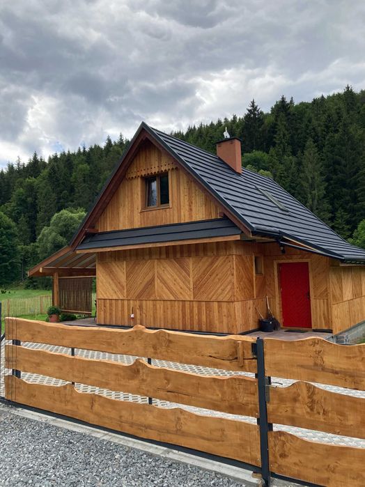 Modrzewiowy domek w górach, Beskid Żywiecki – „Bułkowisko“