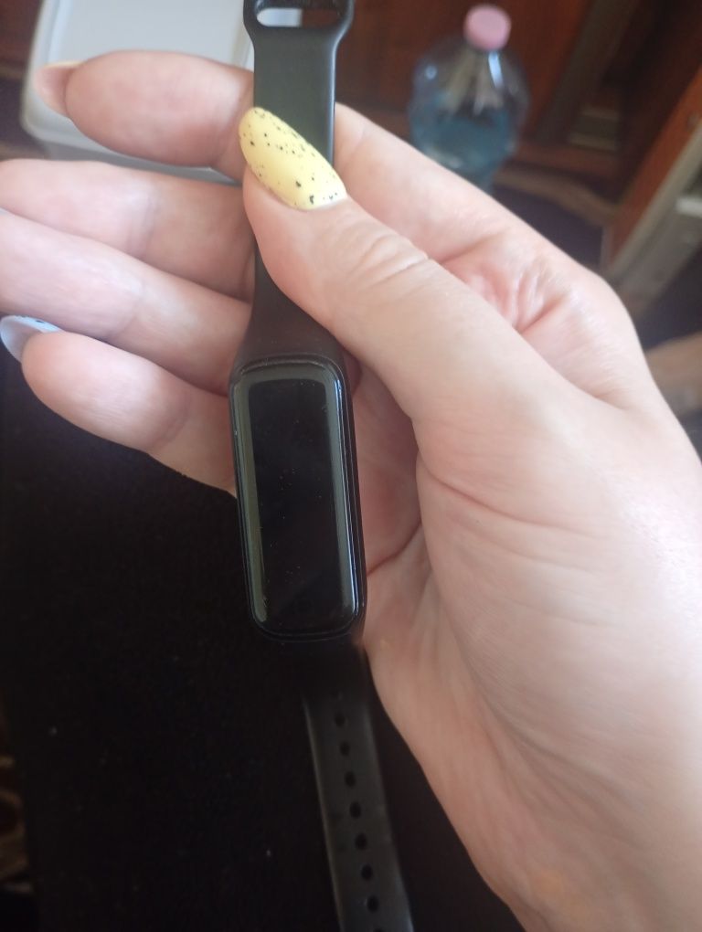 Witam! Sprzedam opaskę Samsung Galaxy fit 2