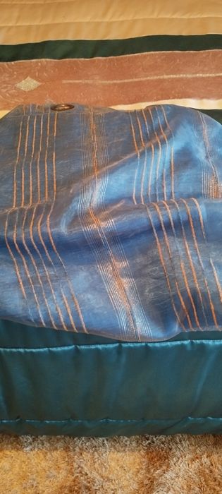 Cortina 2,45cm comprimento x1,48 cm largura