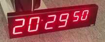 Zegar NTP 6-cyfrowy LED 4" PoE SignalClocks – używany, sprawny