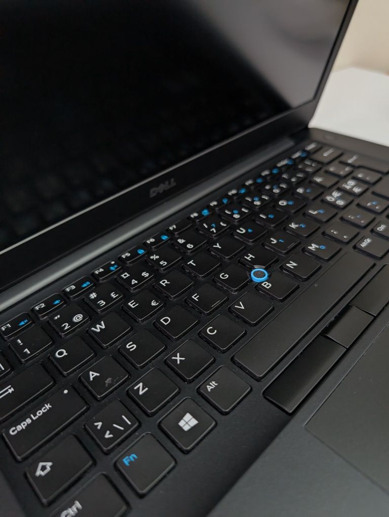 Ноутбук Dell Latitude 7480/i7-6600U/16/512/14"/FullHD/IPS/надійний