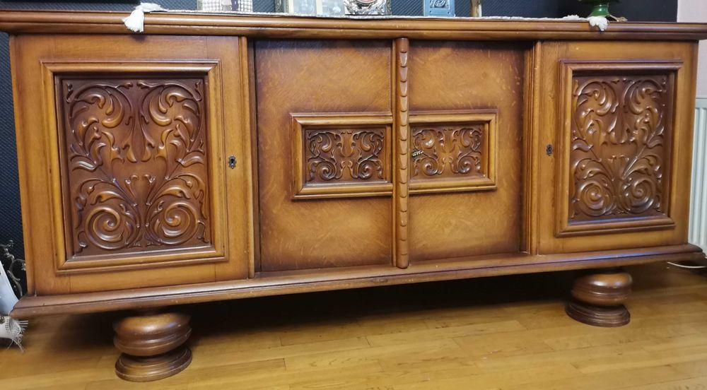 Piękna stara komoda