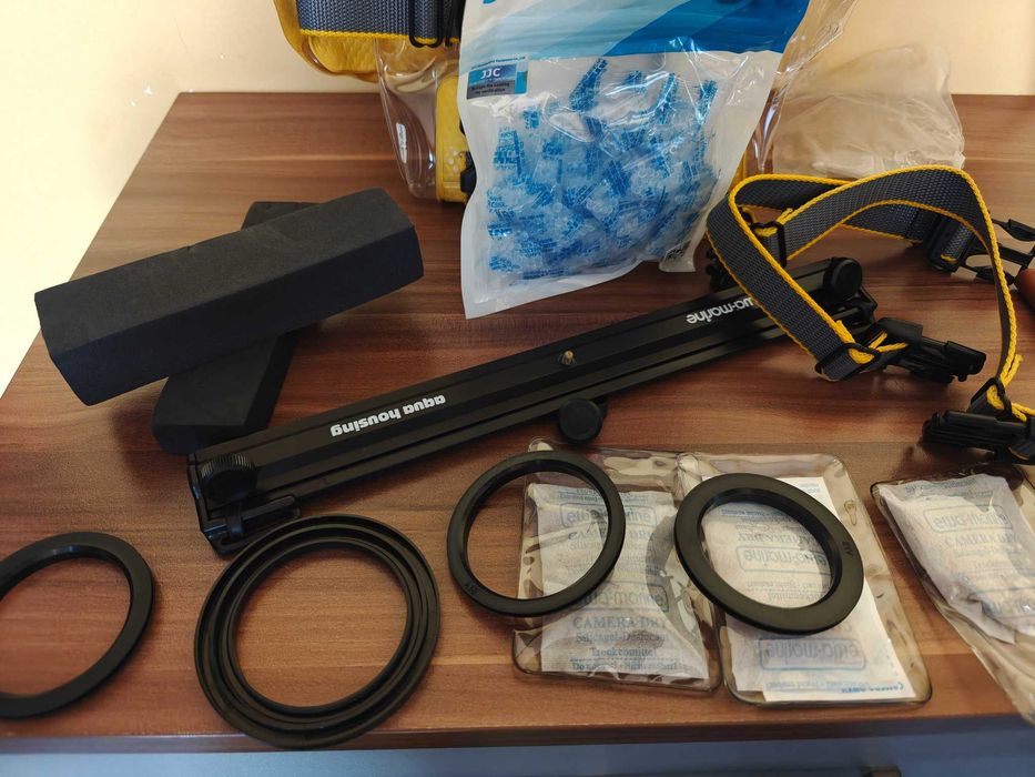 Profesjonalna obudowa wodoszczelna Ewa-marine U-AXP do dużych aparatów