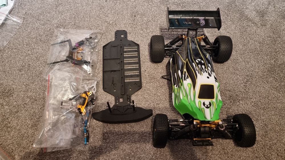 Model buggy 1/10 plus konwersja na rally patrz opis