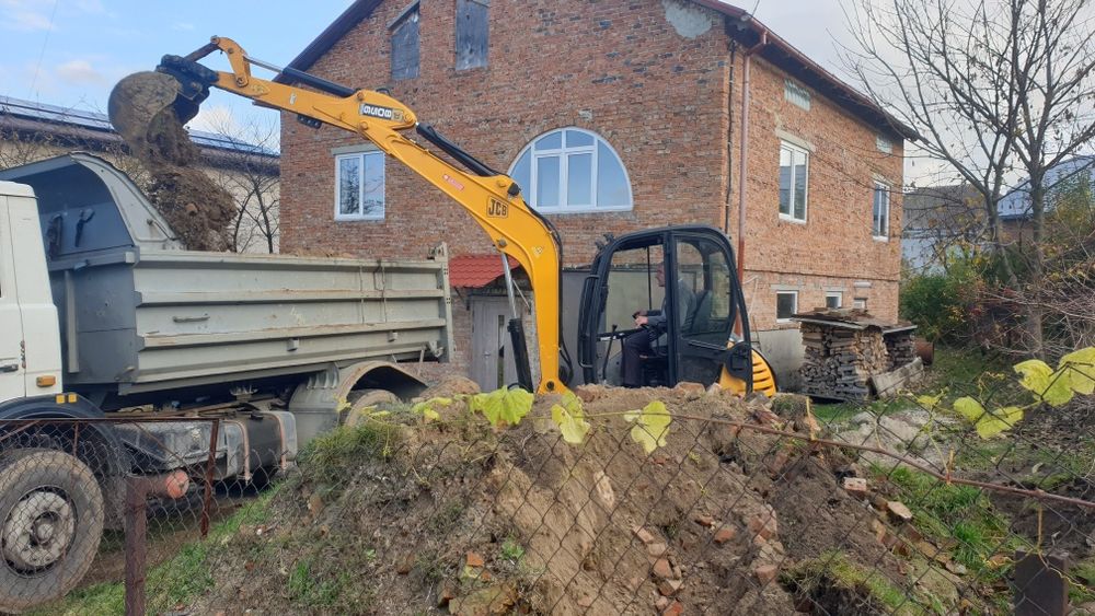 Послуги екскаватора 5.5 т.