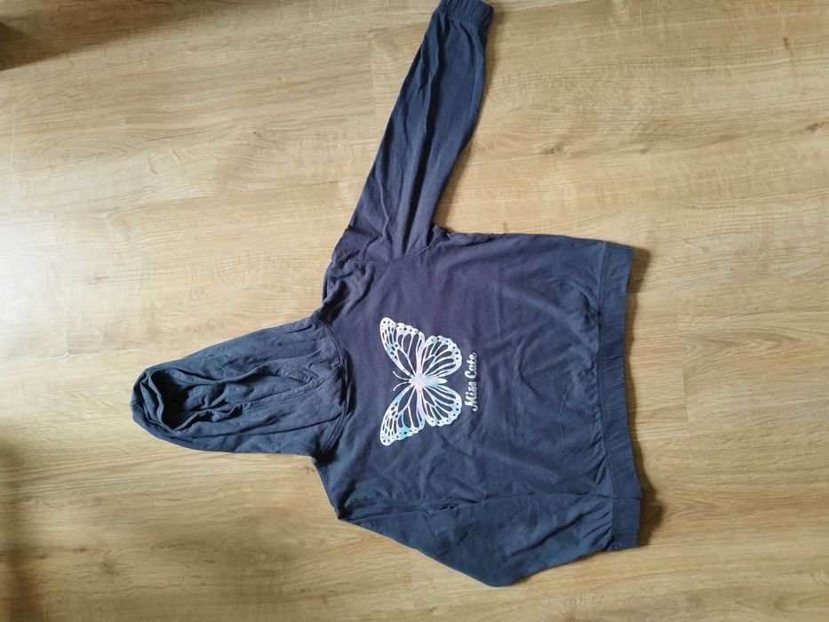 Bluza z kapturem rozm 122