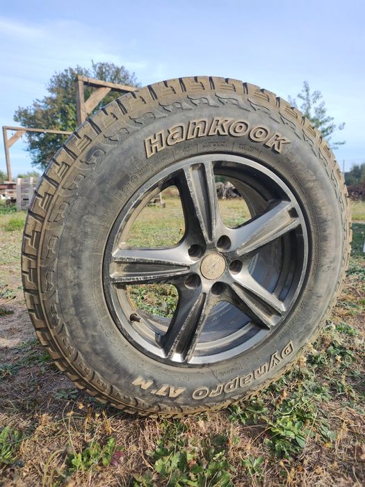 Aluminiowe felgi z oponami  Hankook 245/70/17