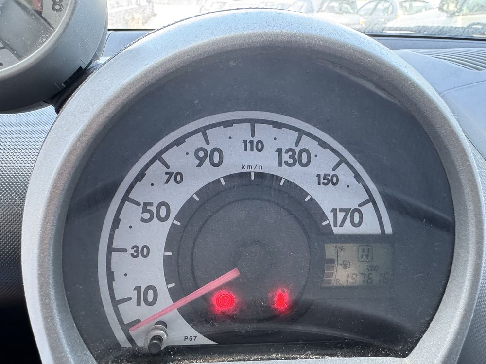 Peugeot 107 1.0 Filou  CAIXA AUTOMÁTICA
